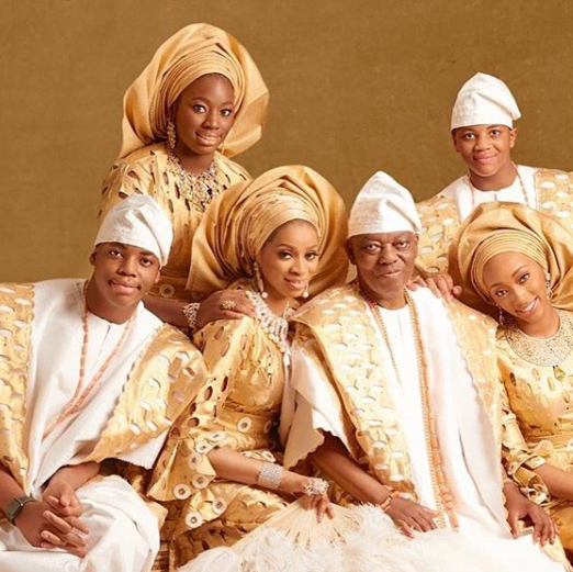 Photos: The Okoyas in Gold Portrait…,enentsandparties.net